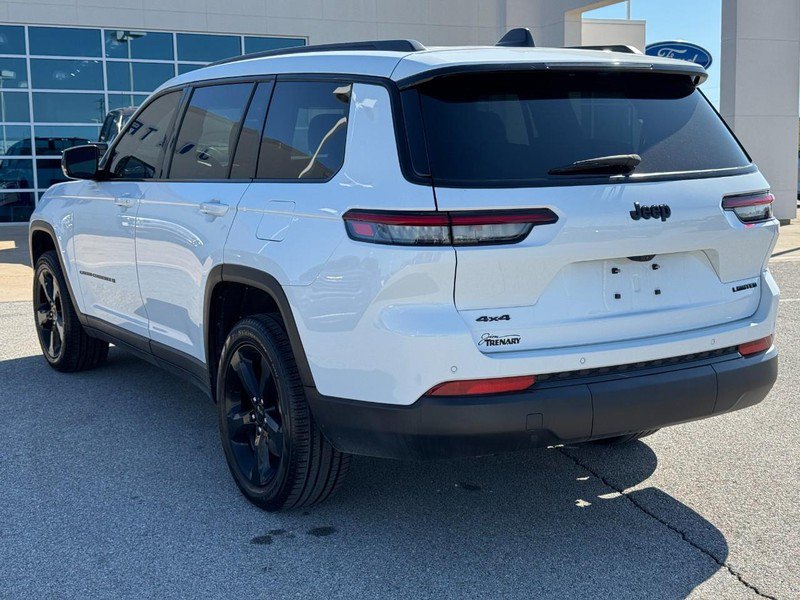 Used 2025 Jeep Grand Cherokee L Limited w/ Black Appearance Package AWD/4WD image 6