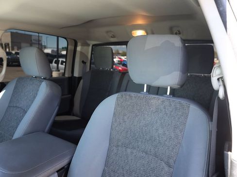 Used 2019 RAM 1500 Big Horn AWD/4WD image 17