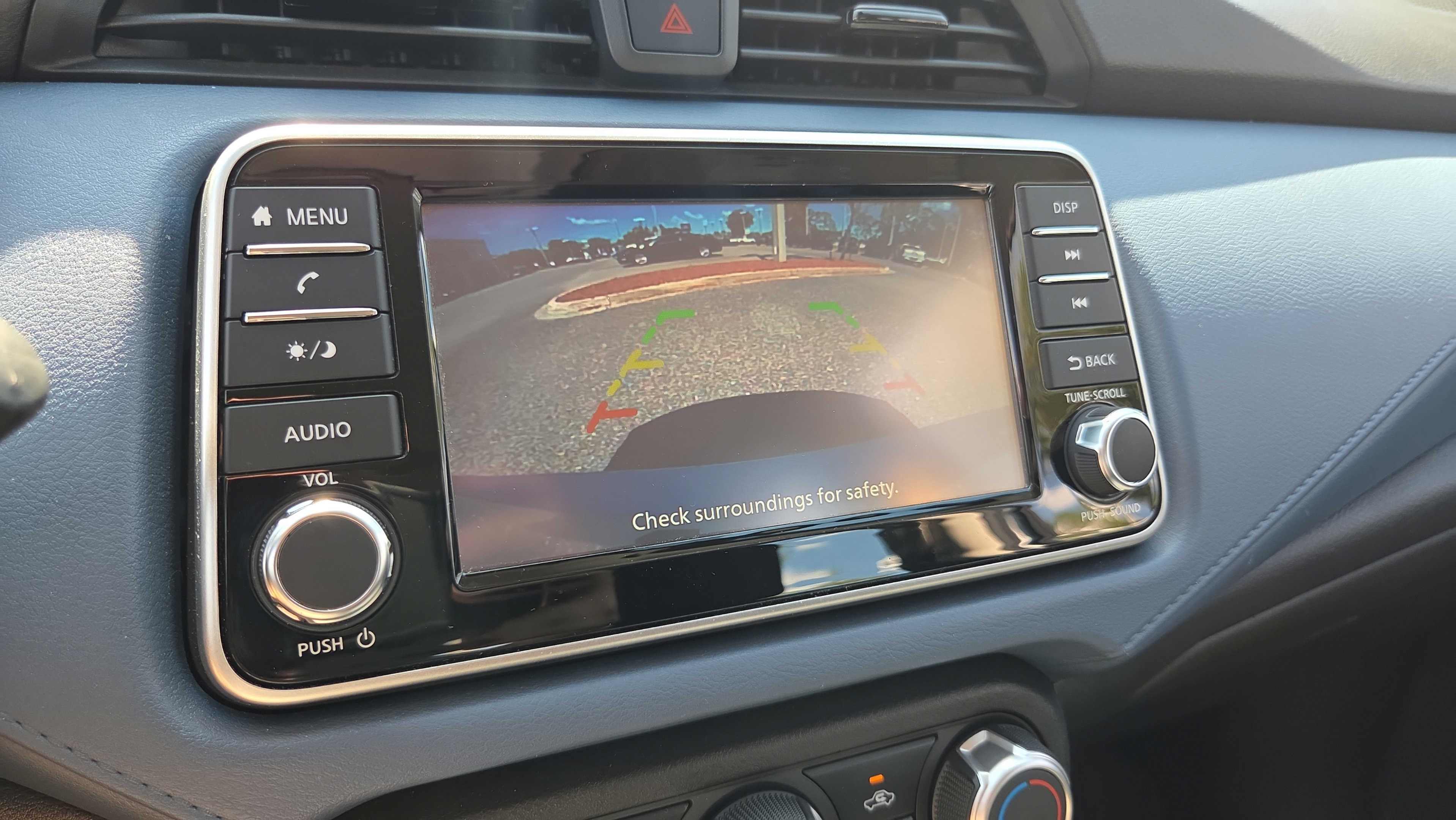 Used 2025 Nissan Versa SV FWD image 22