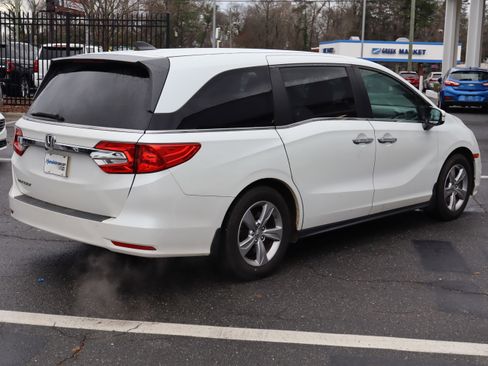 Used 2020 Honda Odyssey EX image 10