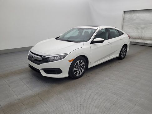 Used 2016 Honda Civic EX image 2