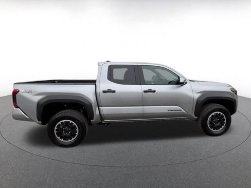 Used 2025 Toyota Tacoma TRD Off-Road image 16