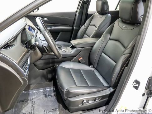 Certified 2023 Cadillac XT4 Sport w/ Driver Assist Package image 9