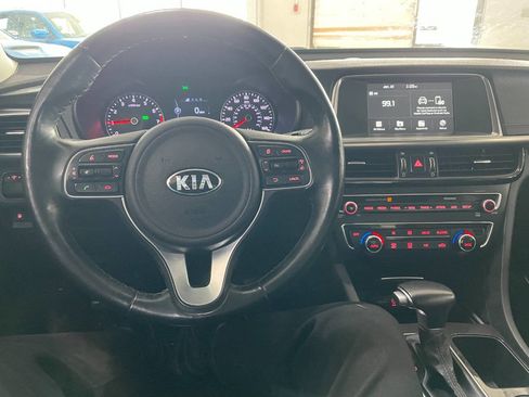 Used 2017 Kia Optima EX image 29