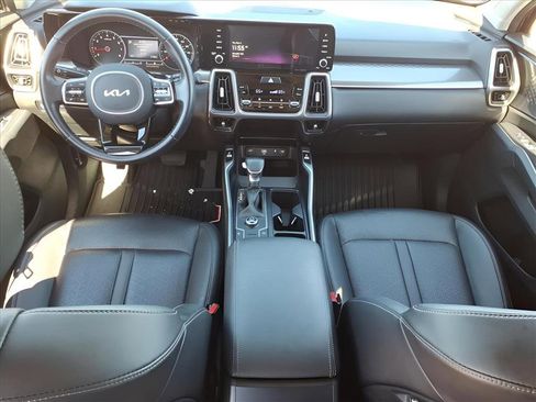 Used 2023 Kia Sorento S w/ Panoramic Sunroof Package image 23