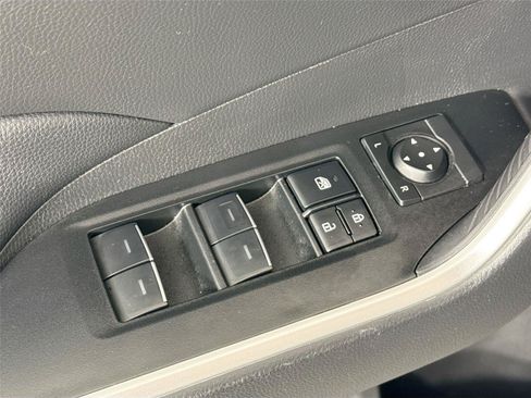 Certified 2025 Toyota RAV4 XLE AWD/4WD image 25