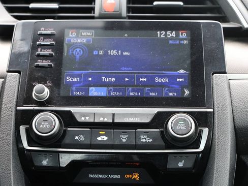 Used 2019 Honda Civic EX image 18