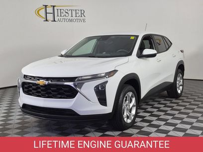 Used 2024 Chevrolet Trax LS w/ LS Convenience Package