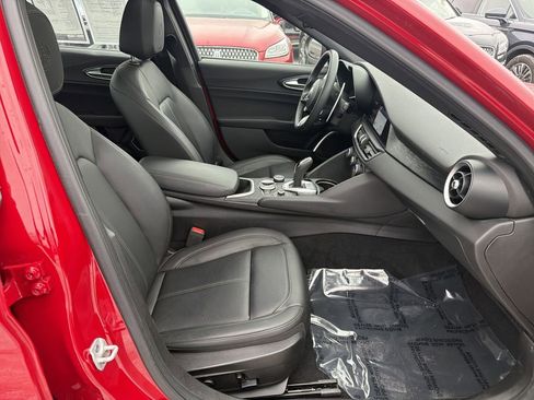 Used 2023 Alfa Romeo Giulia Sprint image 15