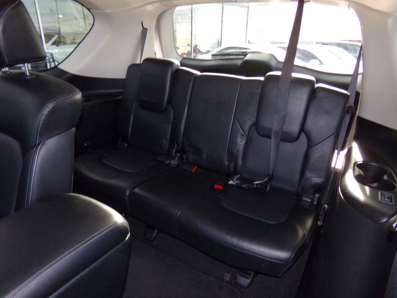 Used 2015 INFINITI QX80 4WD w/ Driver's Assistance Package image 11