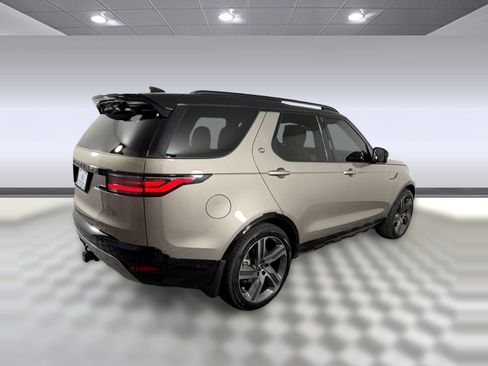 New 2026 Land Rover Discovery Dynamic SE AWD/4WD image 9