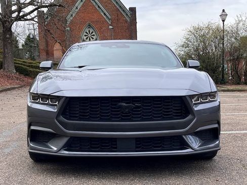 Used 2024 Ford Mustang Coupe image 26