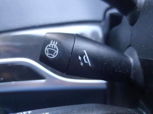 Used 2017 Mercedes-Benz S 550 4MATIC Sedan image 38