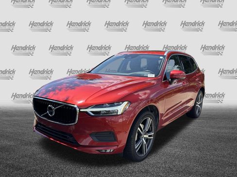Used 2019 Volvo XC60 T5 Momentum w/ Multimedia Package FWD image 5