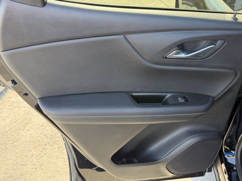 Used 2024 Chevrolet Blazer LT w/ Convenience Package image 18