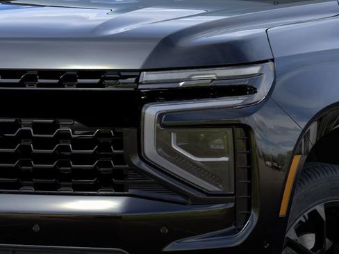 New 2026 Chevrolet Suburban Premier AWD/4WD image 10