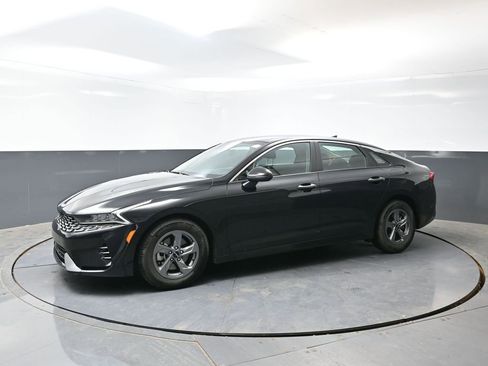 Used 2023 Kia K5 LXS FWD image 8