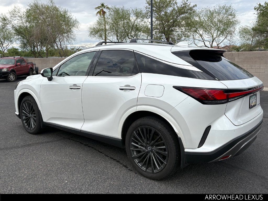Used 2026 Lexus RX 350h w/ Convenience Package AWD/4WD image 4