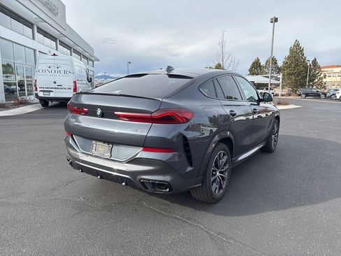 Used 2021 BMW X6 xDrive40i w/ M Sport Package image 5