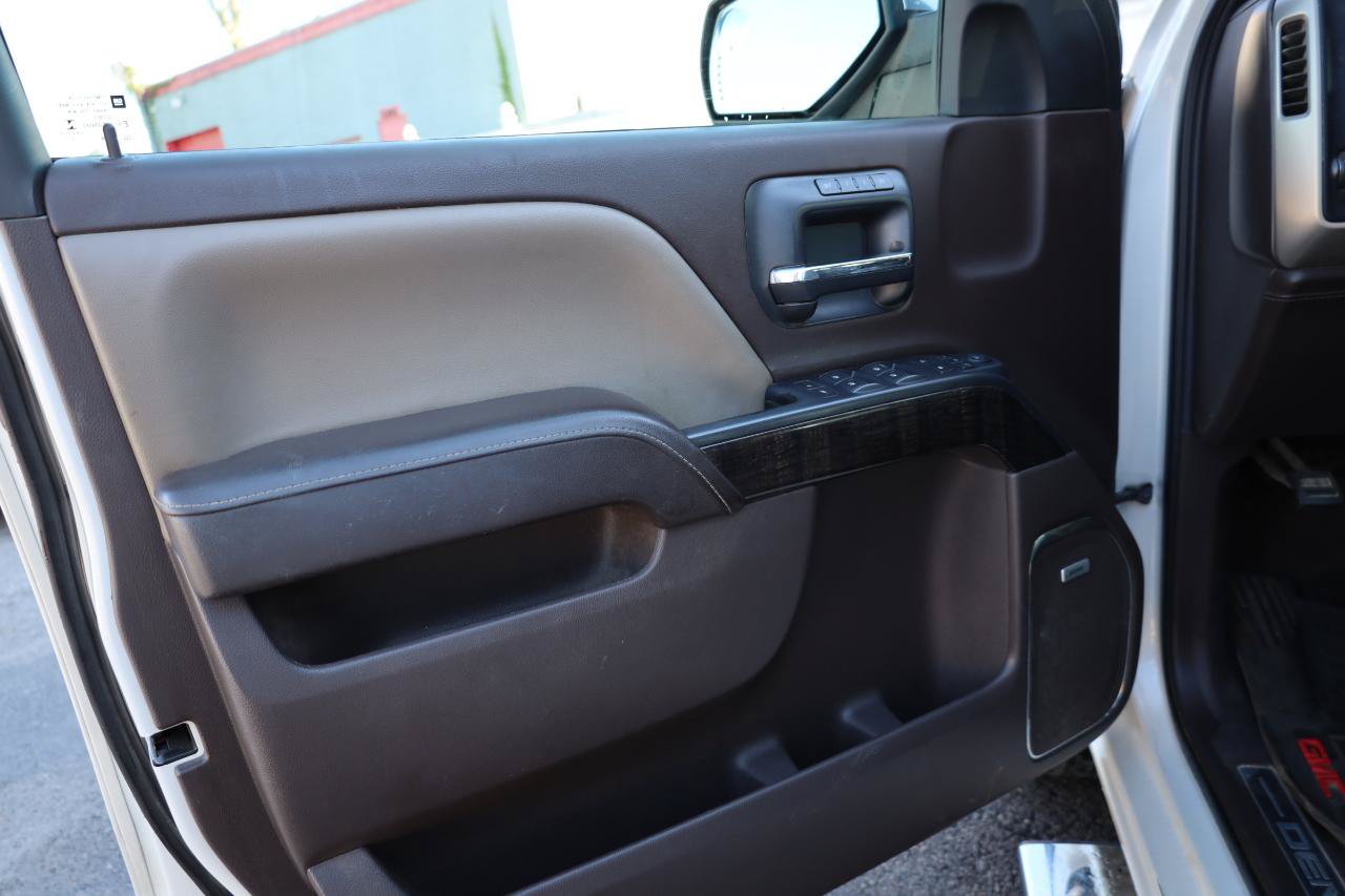 Used 2015 GMC Sierra 1500 Denali w/ Driver Alert Package AWD/4WD image 23