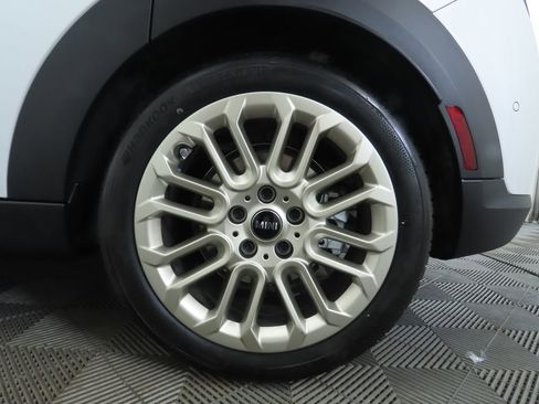 New 2026 MINI Cooper S image 33