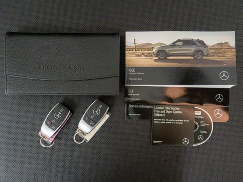 Used 2022 Mercedes-Benz GLE 350 4MATIC image 21
