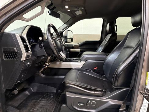 Used 2018 Ford F250 Lariat w/ Camper Package image 13