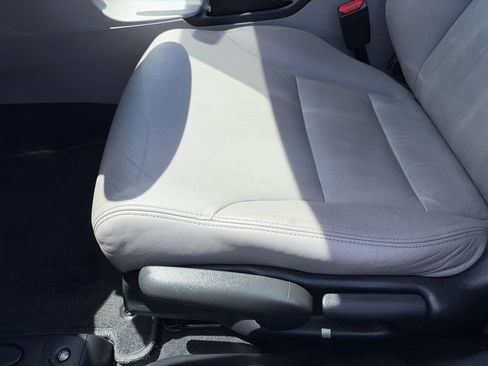 Used 2013 Honda Civic EX-L image 9