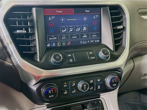 Used 2023 GMC Acadia SLT w/ Technology Package image 14