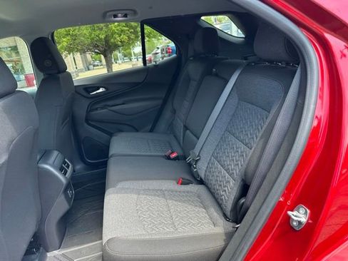 Used 2023 Chevrolet Equinox LT FWD image 24