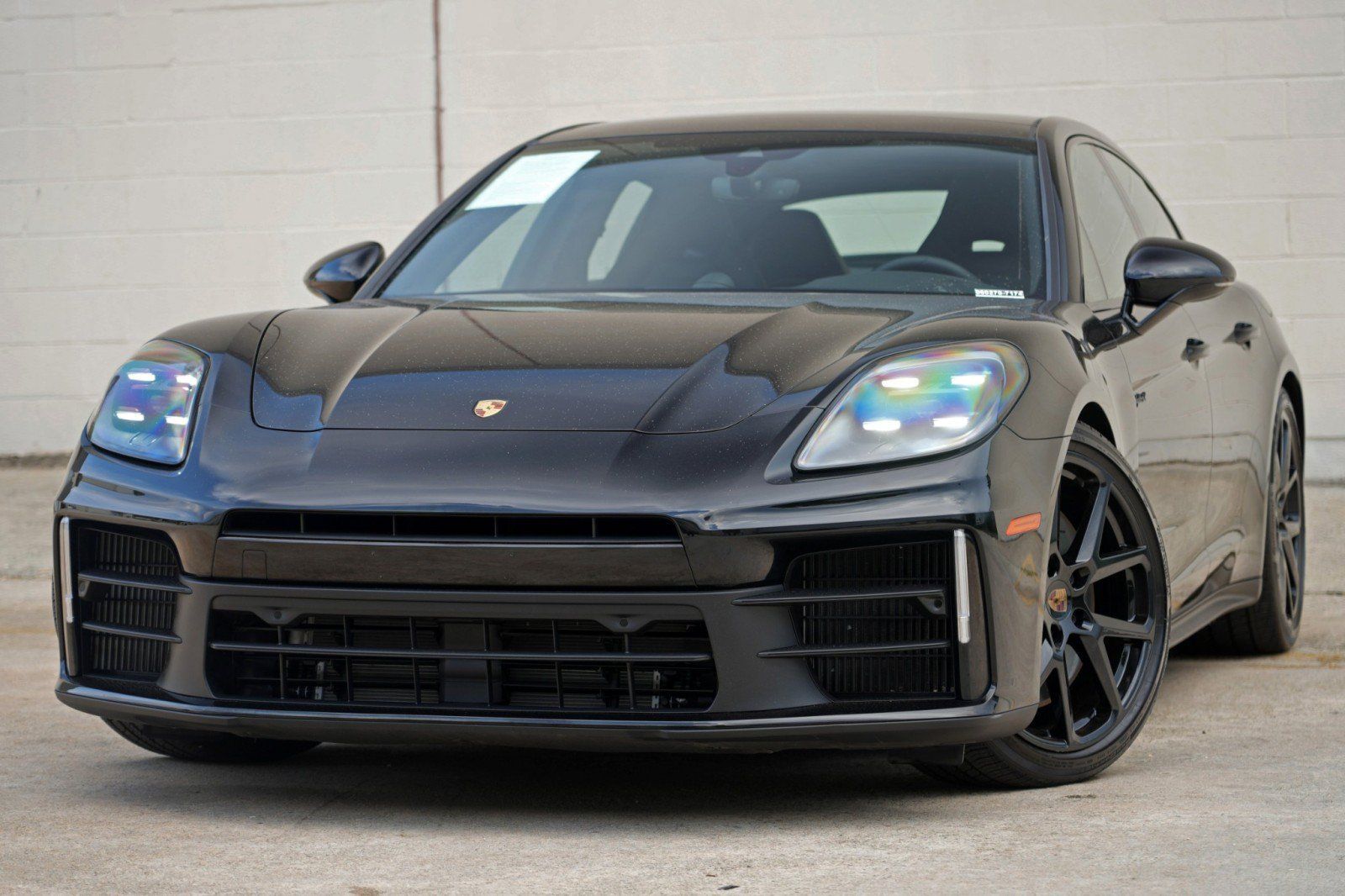 Used 2025 Porsche Panamera 4S AWD/4WD image 3