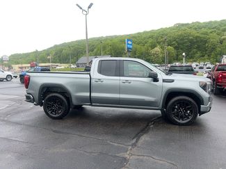 Used 2023 GMC Sierra 1500 Elevation video 4