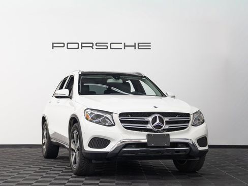 Used 2019 Mercedes-Benz GLC 300 4MATIC image 9