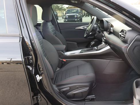 New 2025 Dodge Hornet GT w/ Cold Weather Group image 24