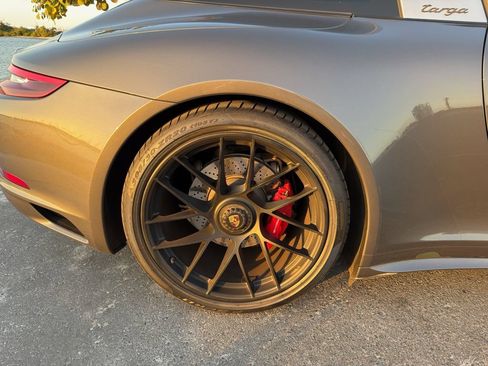 Used 2019 Porsche 911 Targa 4 GTS AWD/4WD image 37