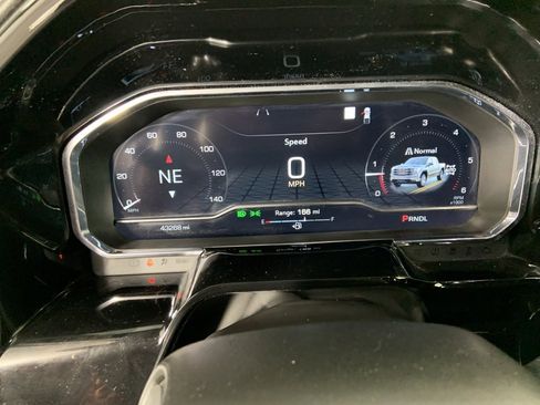 Used 2023 GMC Sierra 1500 Elevation image 11