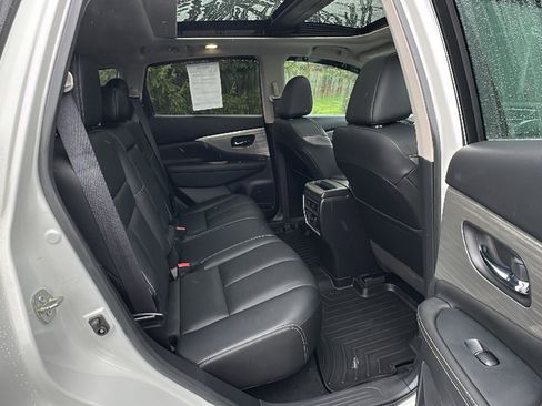 Used 2018 Nissan Murano Platinum image 26