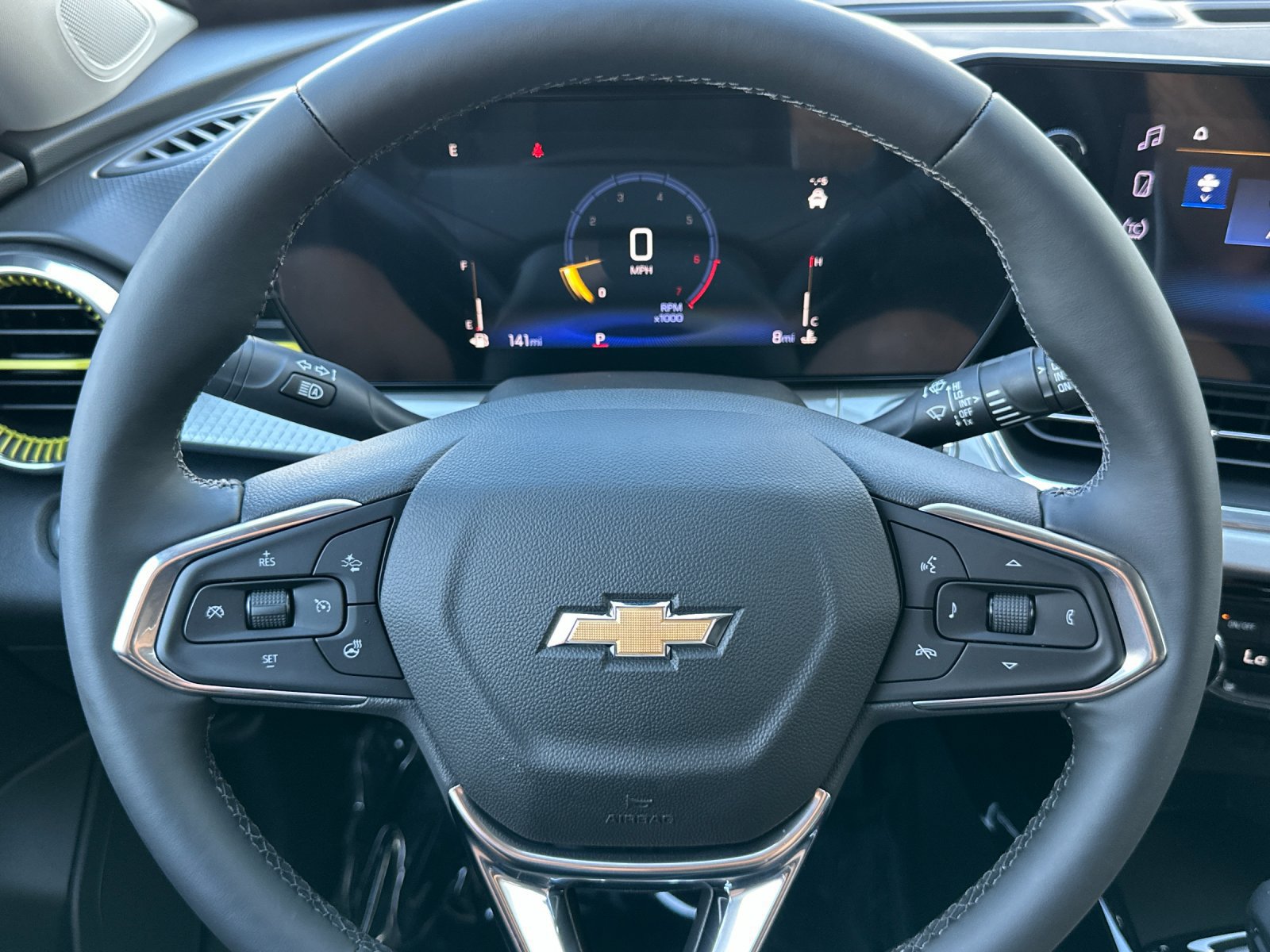 New 2026 Chevrolet Trax LT w/ LT Convenience Package FWD image 23