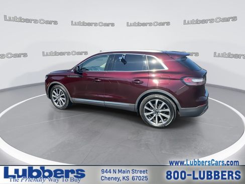 Used 2019 Lincoln Nautilus Select AWD/4WD image 6
