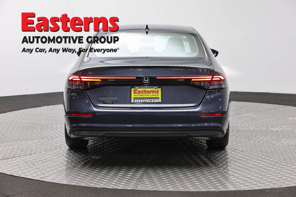 Used 2023 Honda Accord EX image 7
