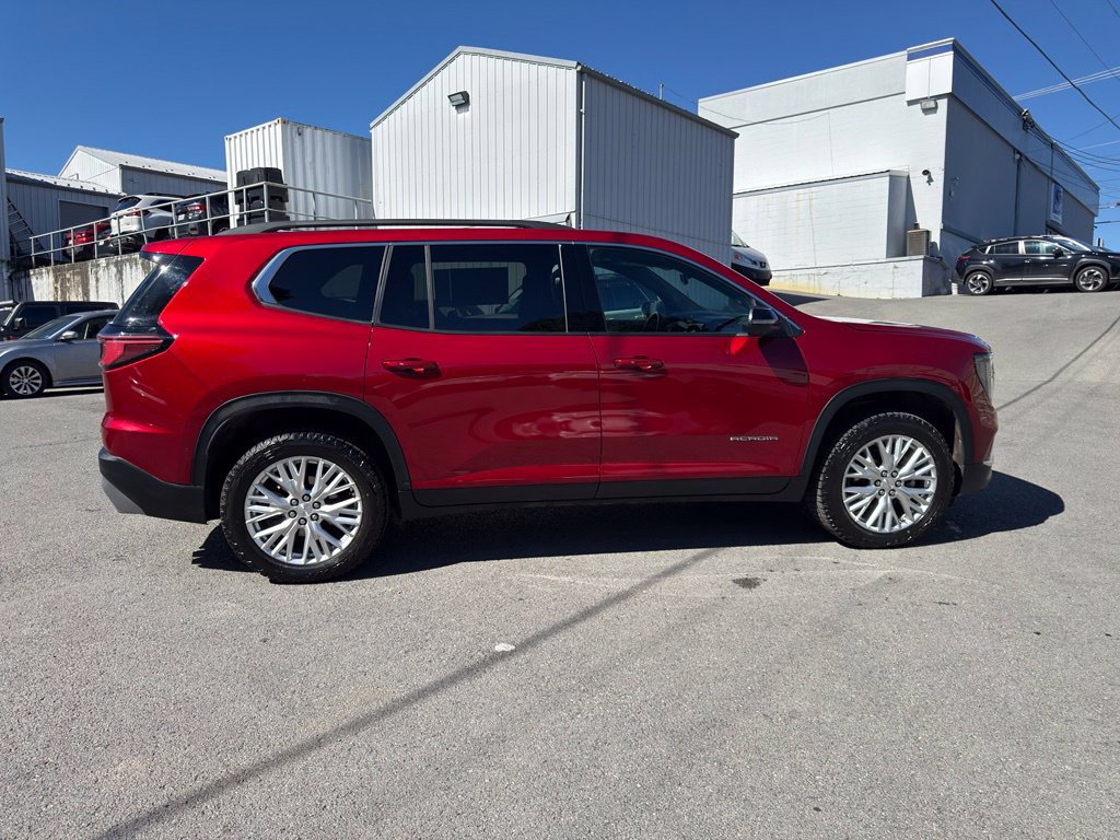 Used 2025 GMC Acadia Elevation w/ Elevation Premium Package AWD/4WD image 6