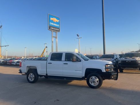 Used 2019 Chevrolet Silverado 2500 W/T w/ WT Convenience Package image 7