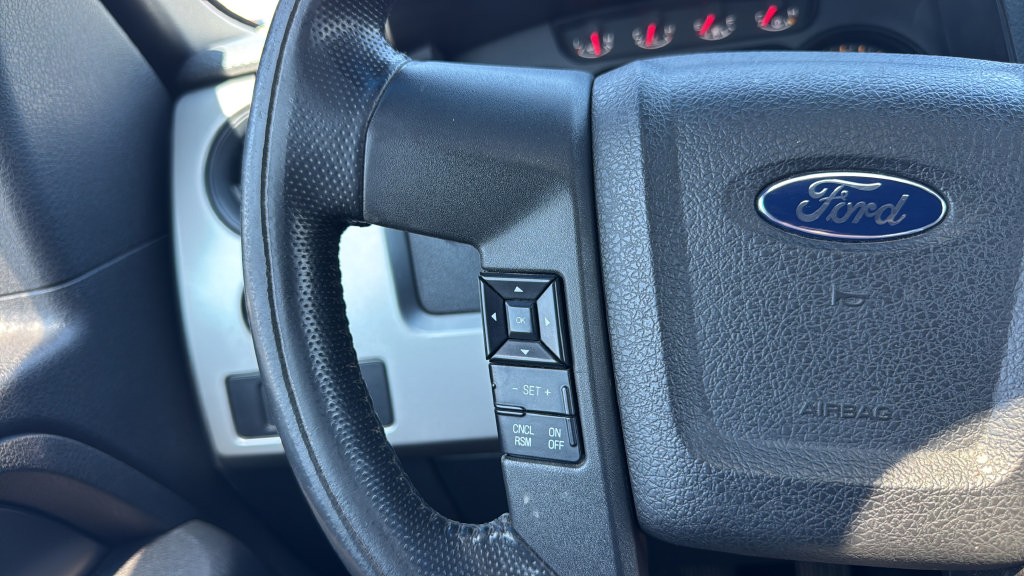 Used 2013 Ford F150 Raptor w/ Luxury Equipment Group AWD/4WD image 25