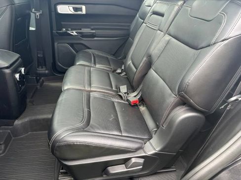 Used 2024 Ford Explorer ST w/ Technology Package AWD/4WD image 13
