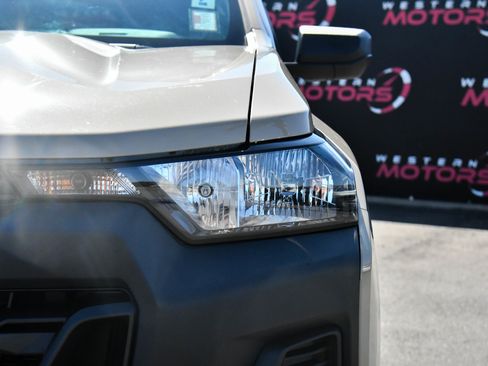 Used 2023 Chevrolet Colorado W/T RWD image 11