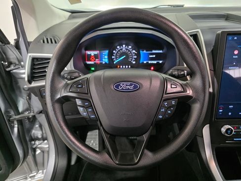 Used 2024 Ford Edge SE w/ Black Appearance Package AWD/4WD image 18