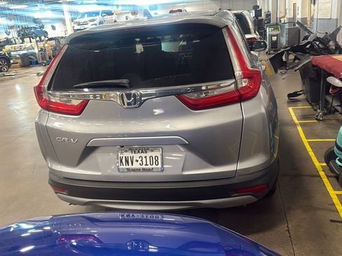 Used 2017 Honda CR-V EX-L image 3