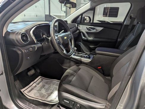 Used 2023 Chevrolet Blazer LT image 9