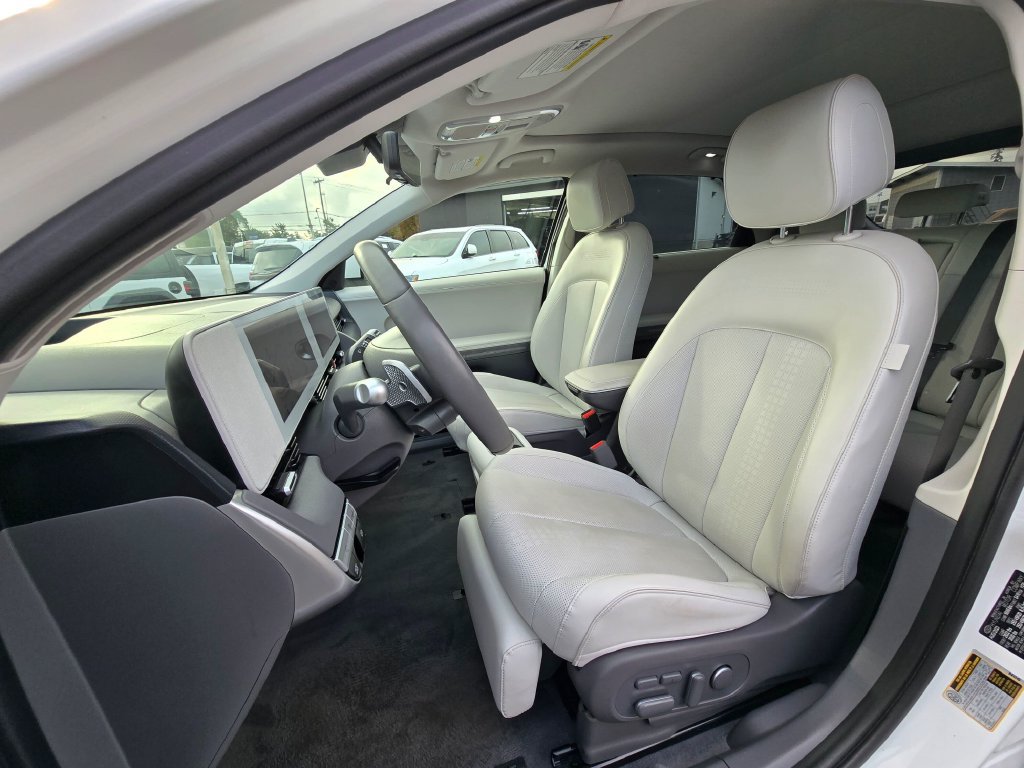 Used 2024 Hyundai Ioniq 5 Limited AWD/4WD image 19