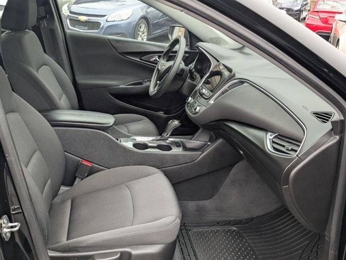 Used 2019 Chevrolet Malibu LT FWD image 30